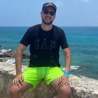 Vitor Alevato Castro